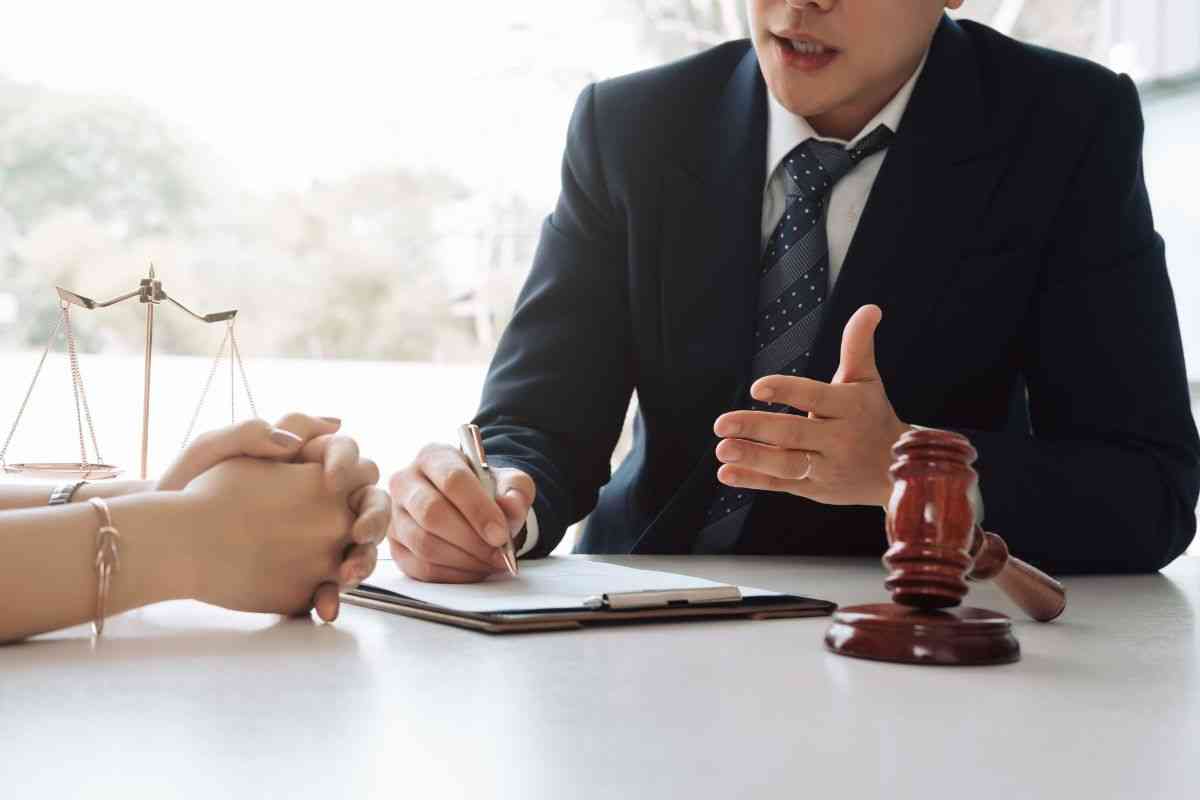 List of 10 best lawyers in Mashhad