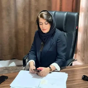 سارا ادهمی وکیل پایه یک دادگستری در شیراز