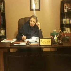 زهرا بهاری وکیل پایه یک دادگستری در شیراز