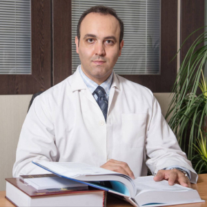 دکتر علی زینلی