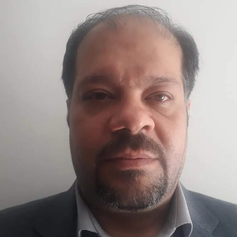 حامد منفرد وکیل قم