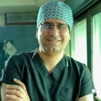 دکتر مجید فرجی متخصص قلب و عروق